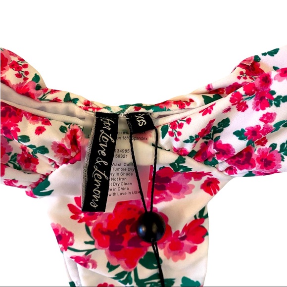 NWT For Love and Lemons Floral Carnation Bikini Swim Bottoms Pink + Green XXS - Picture 5 of 6